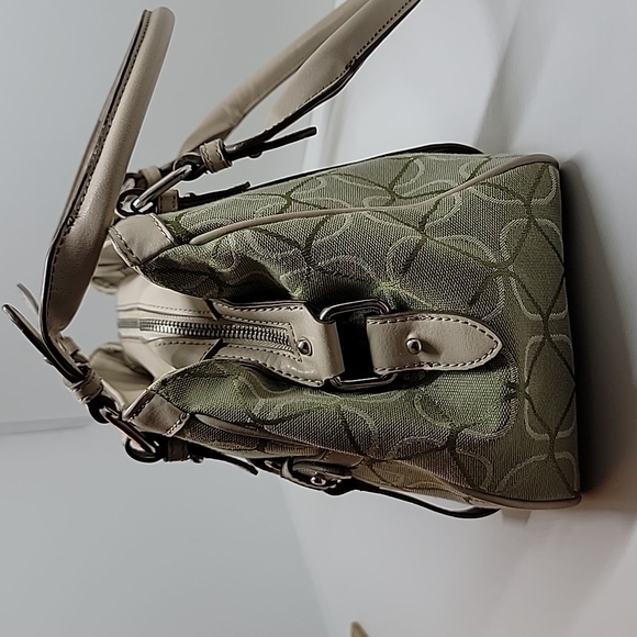 Nine West Green Print Fabric Handbag Satchel Purse - Picture 3 of 11